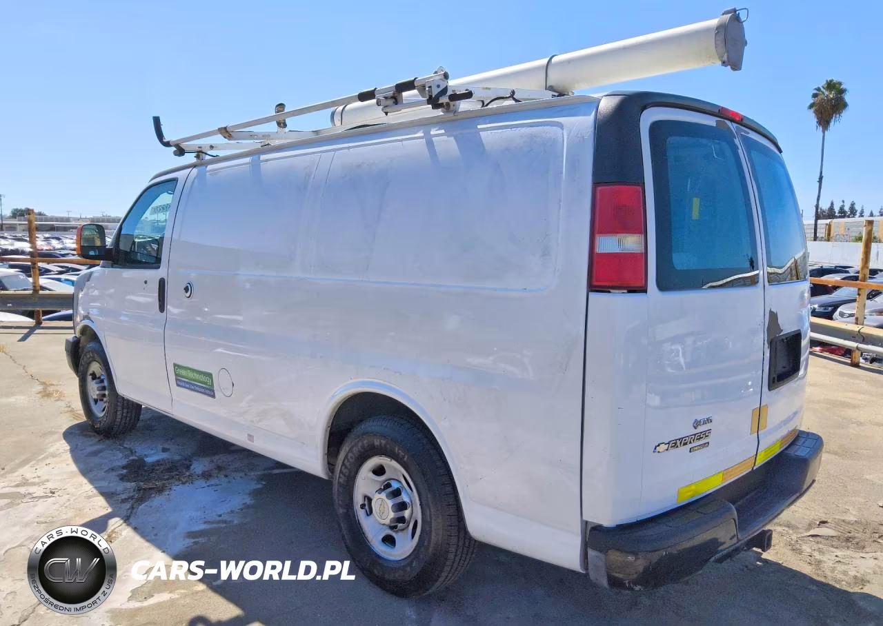 2012 Chevrolet Express G2500 VIN:1GCWGFCB6C1107655 - 2