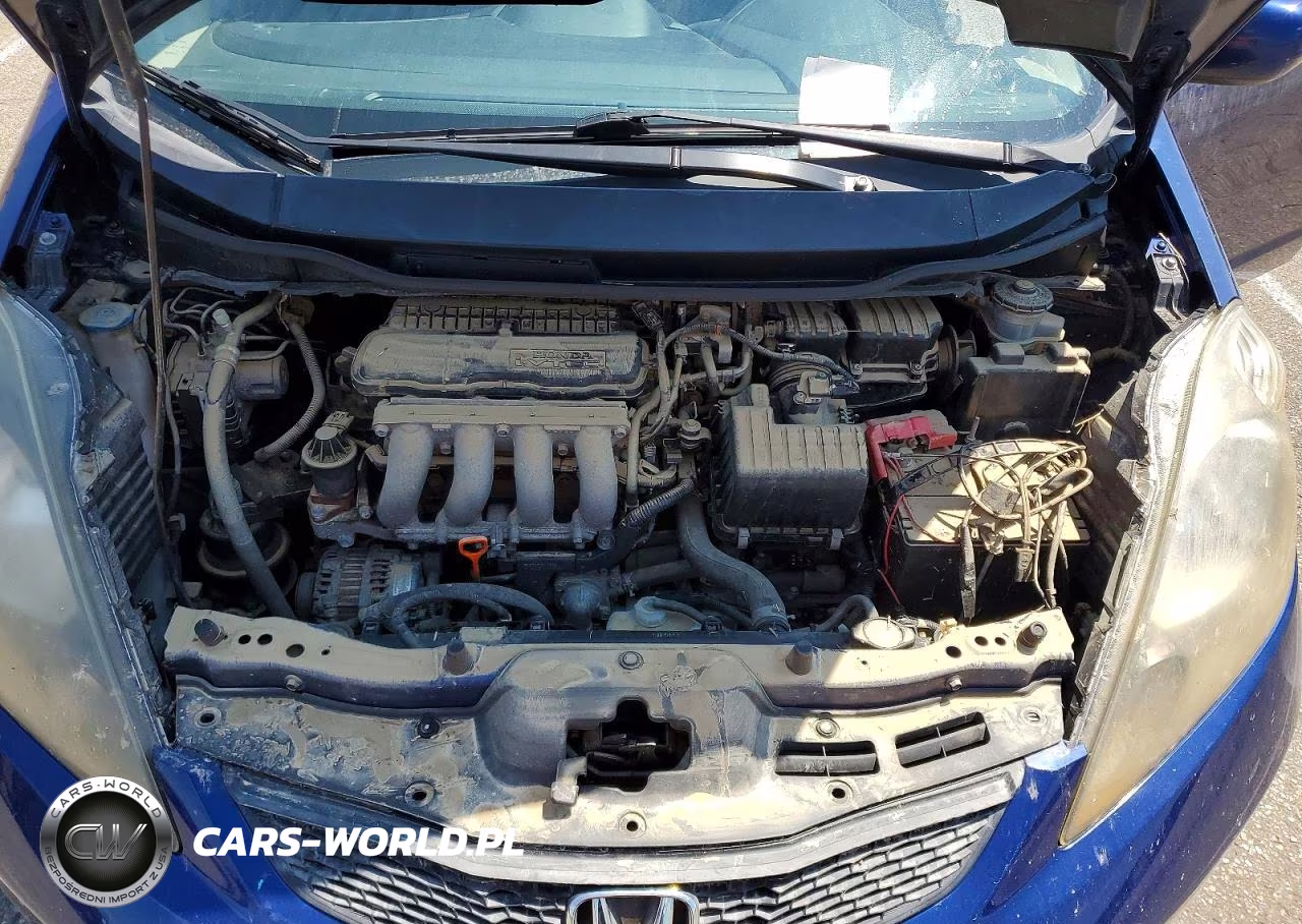 2013 Honda Fit VIN:JHMGE8H34DC045703 - 11