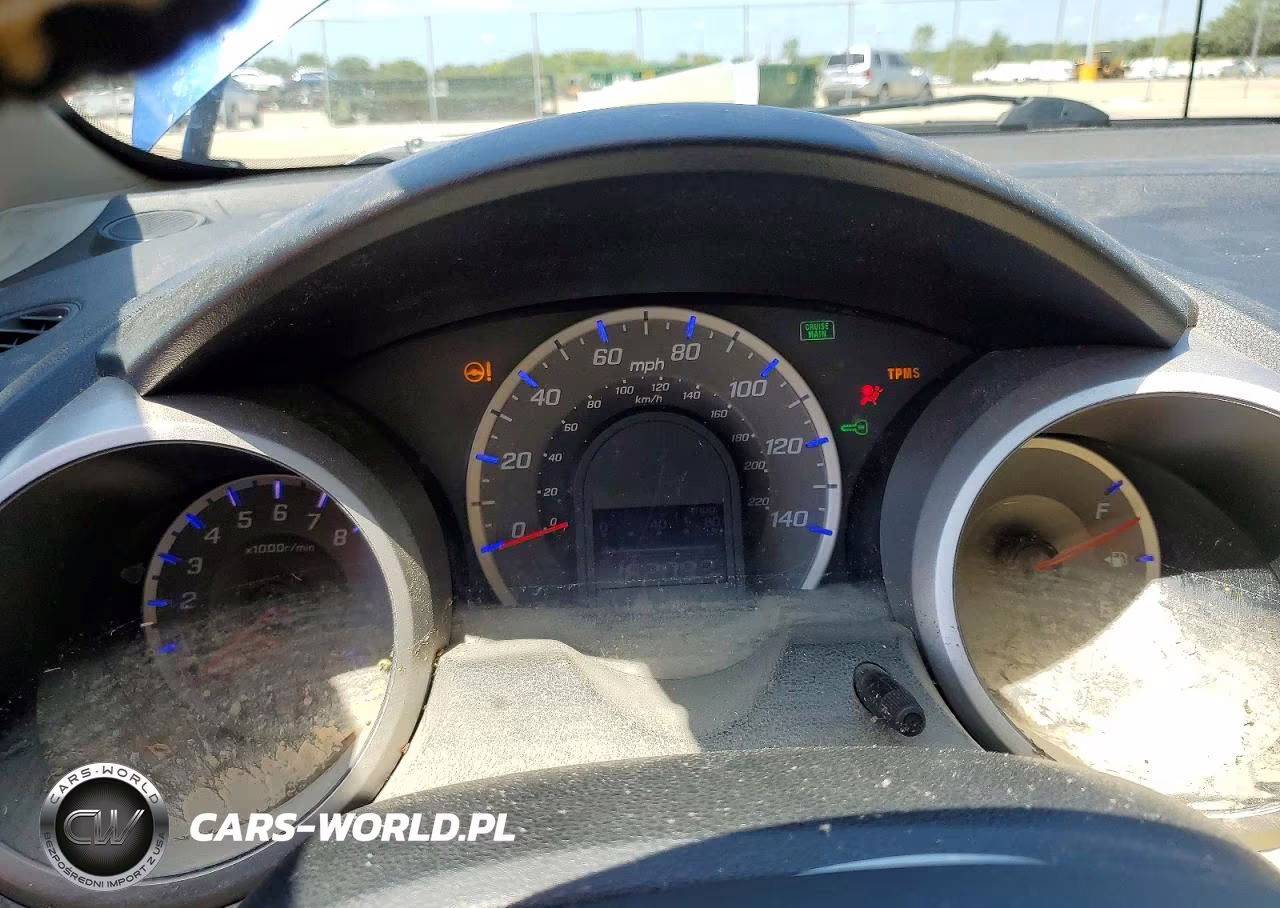 2013 Honda Fit VIN:JHMGE8H34DC045703 - 9