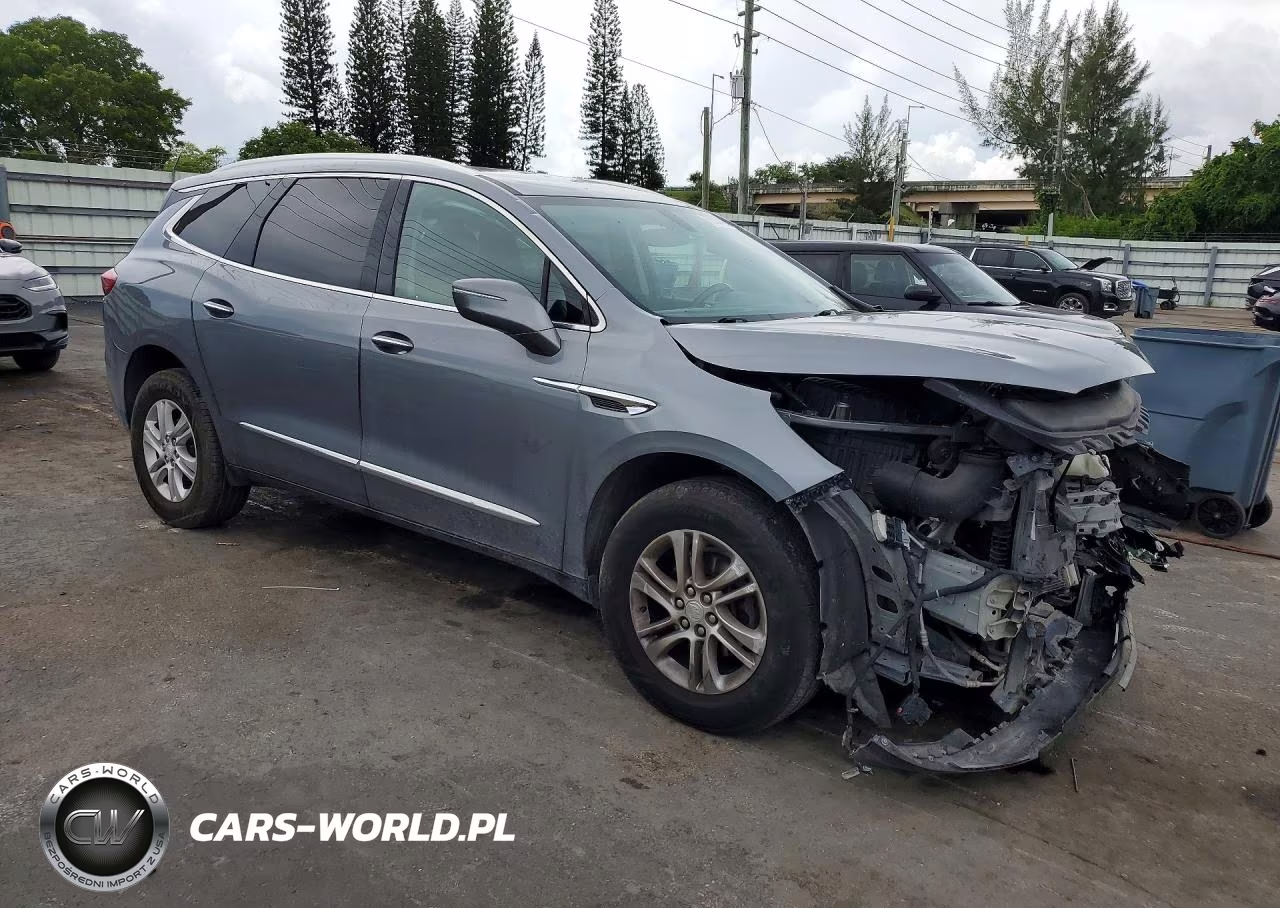 2018 Buick Enclave Essence VIN:5GAERBKW9JJ283746 - 4