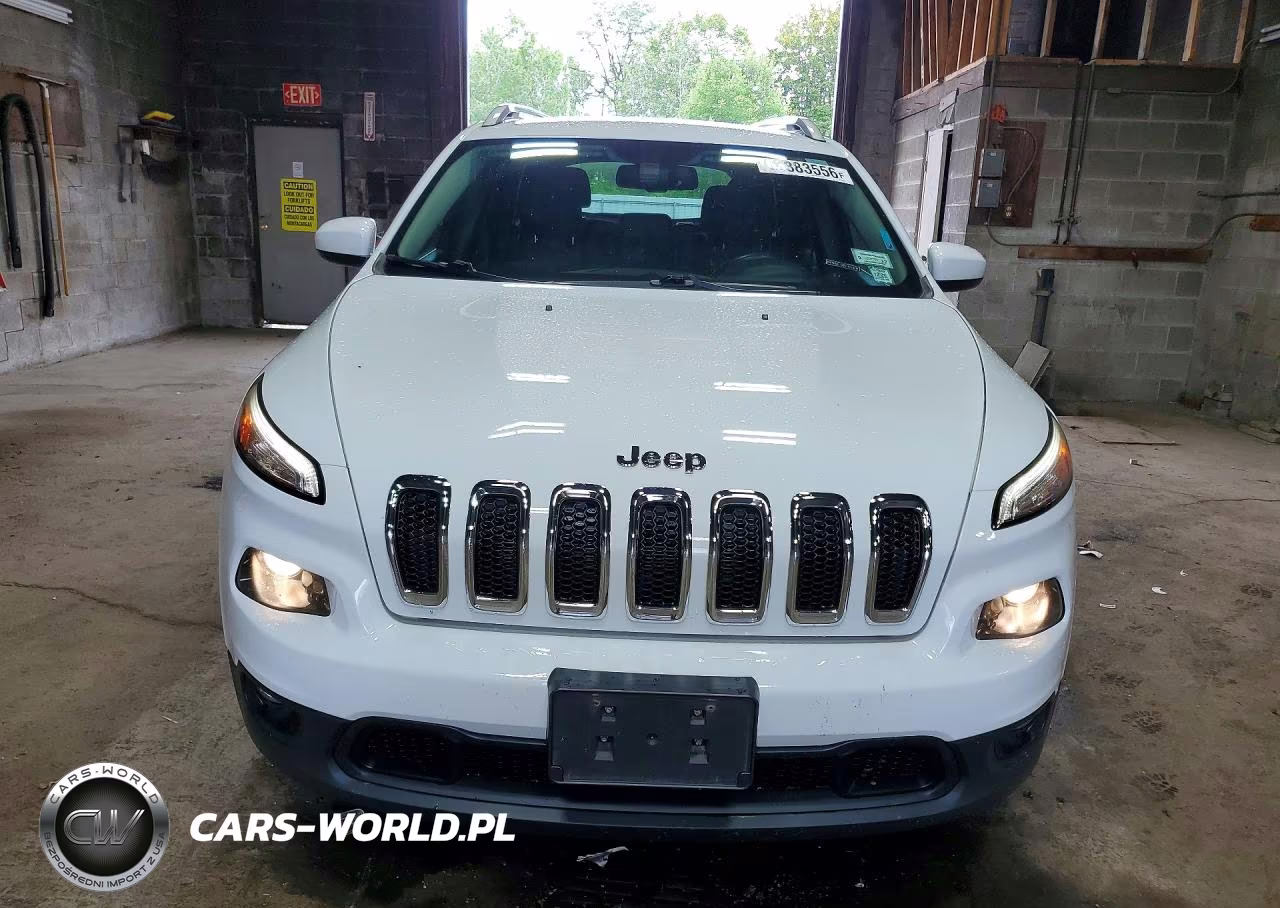 2016 Jeep Cherokee Latitude VIN:1C4PJMCB6GW103057 - 5