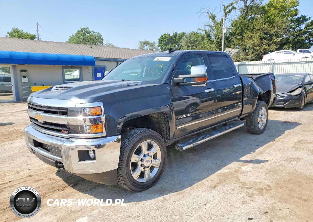 2018 Chevrolet Silverado K2500 Heavy Duty Ltz – zdjęcie 1 z 12