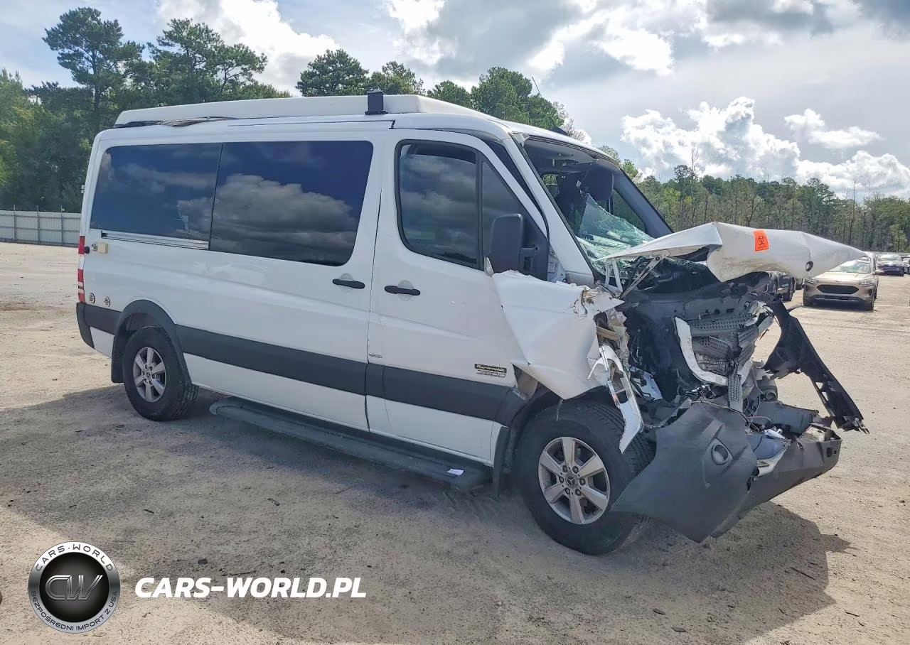 2014 Mercedes-Benz Sprinter 2500 VIN:WD3PE7CC2E5835150 - 4