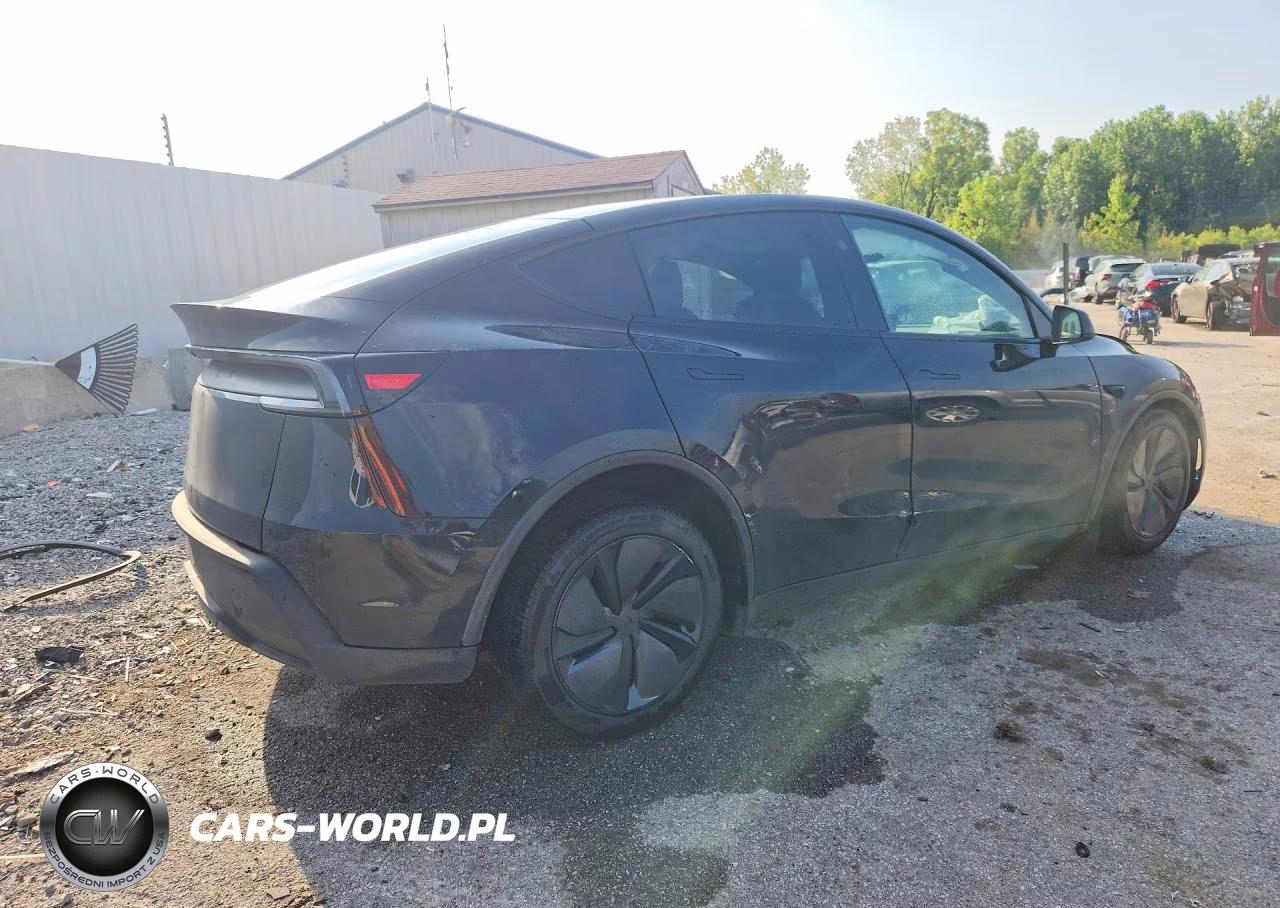 2026 Tesla Model Y VIN:7SAYGDED7TF596282 - 3