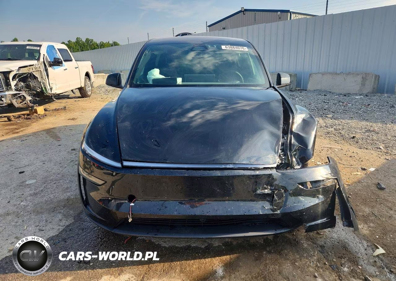 2026 Tesla Model Y VIN:7SAYGDED7TF596282 - 5