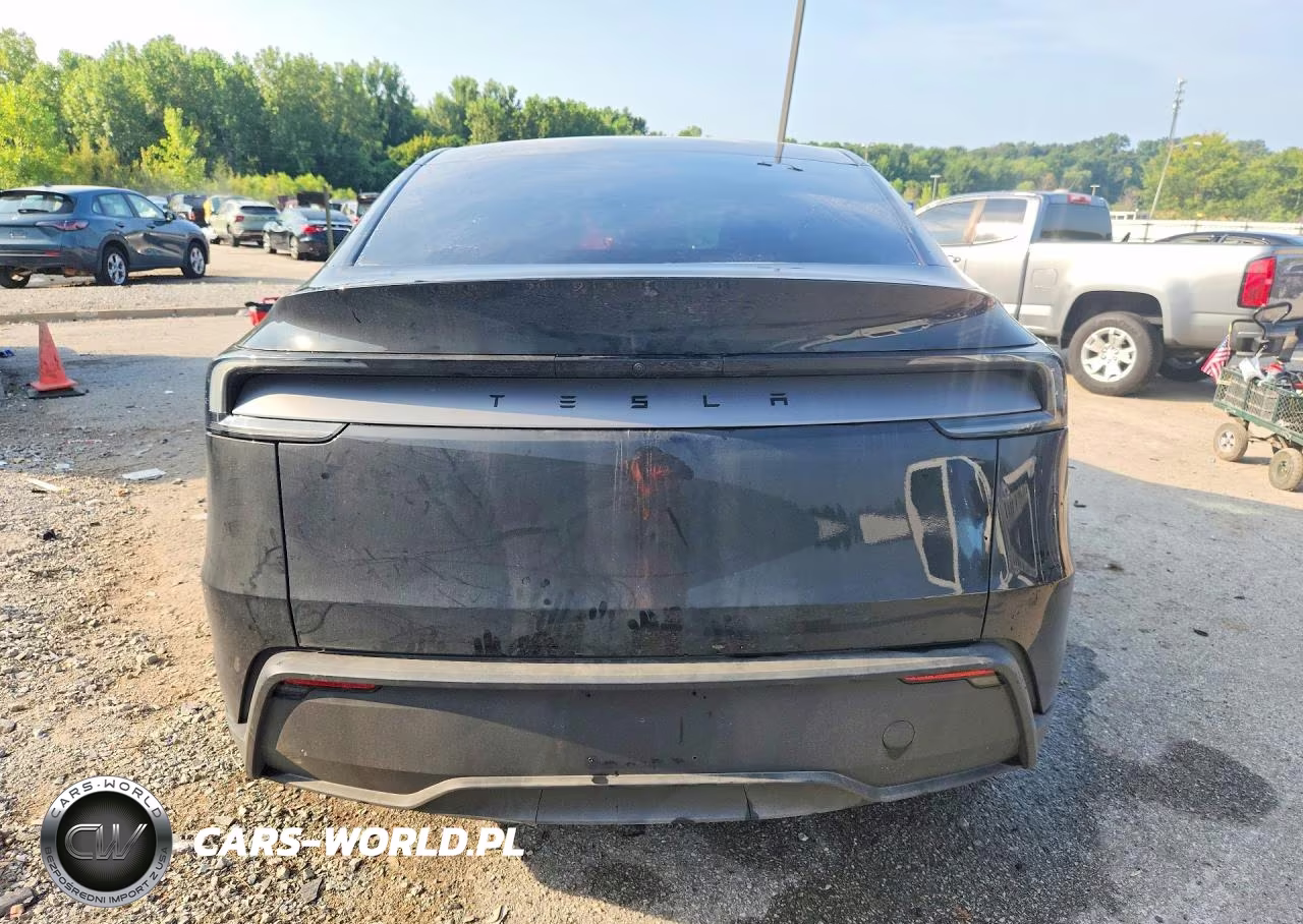 2026 Tesla Model Y VIN:7SAYGDED7TF596282 - 6