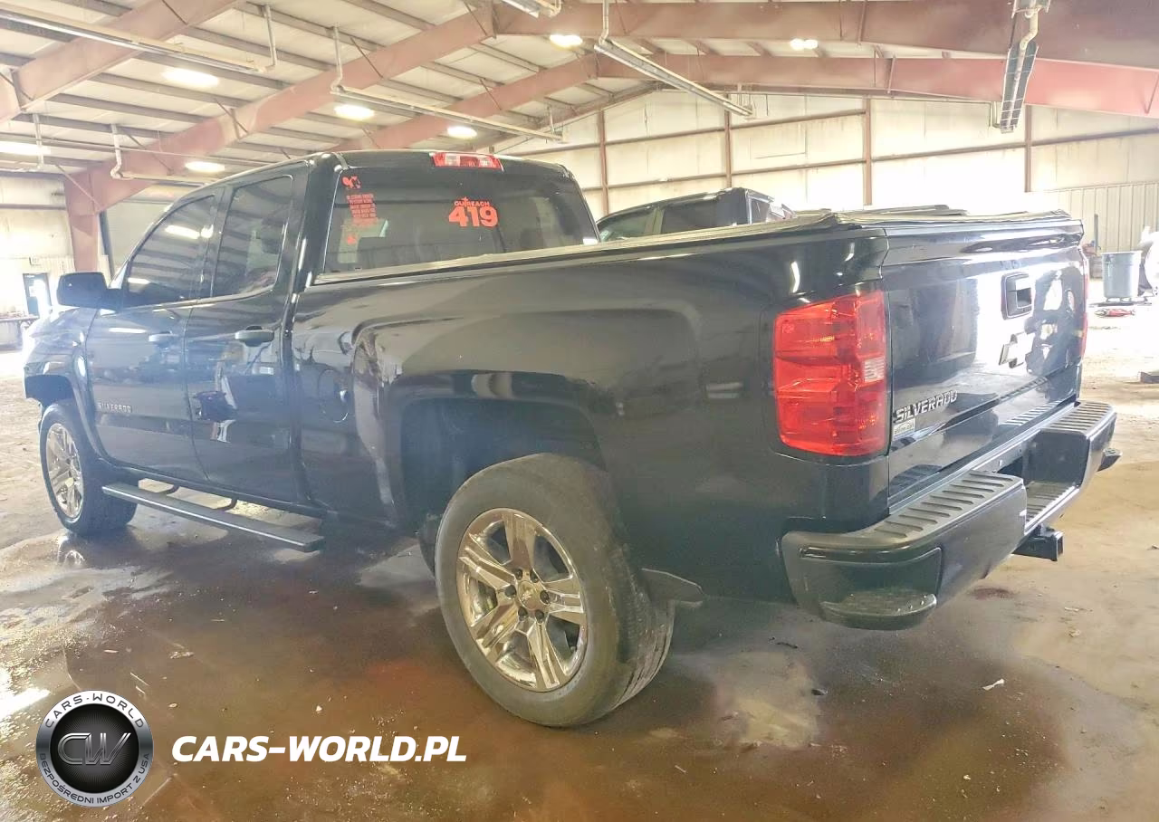 2018 Chevrolet Silverado K1500 Custom VIN:1GCVKPEH1JZ322005 - 2