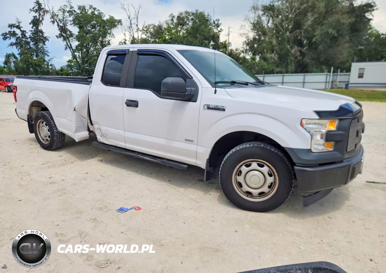 2017 Ford F150 Super Cab VIN:1FTEX1CP2HKC15802 - 4