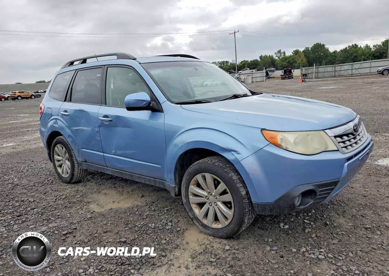2011 Subaru Forester 2.5X Premium VIN:JF2SHADC3BH753281 - 4