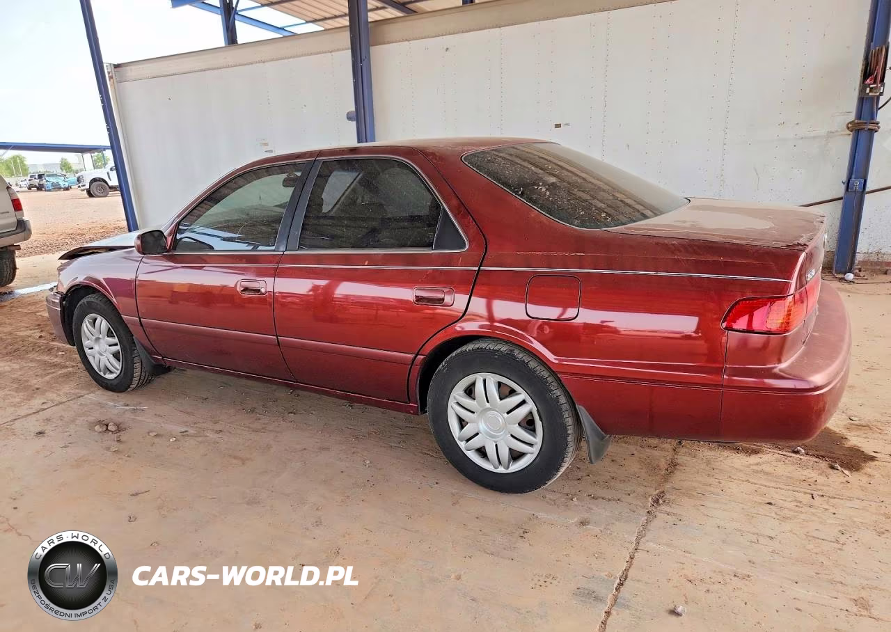 2000 Toyota Camry Le VIN:JT2BG22K7Y0507643 - 2