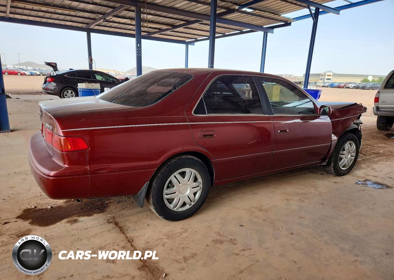 2000 Toyota Camry Le VIN:JT2BG22K7Y0507643 - 3