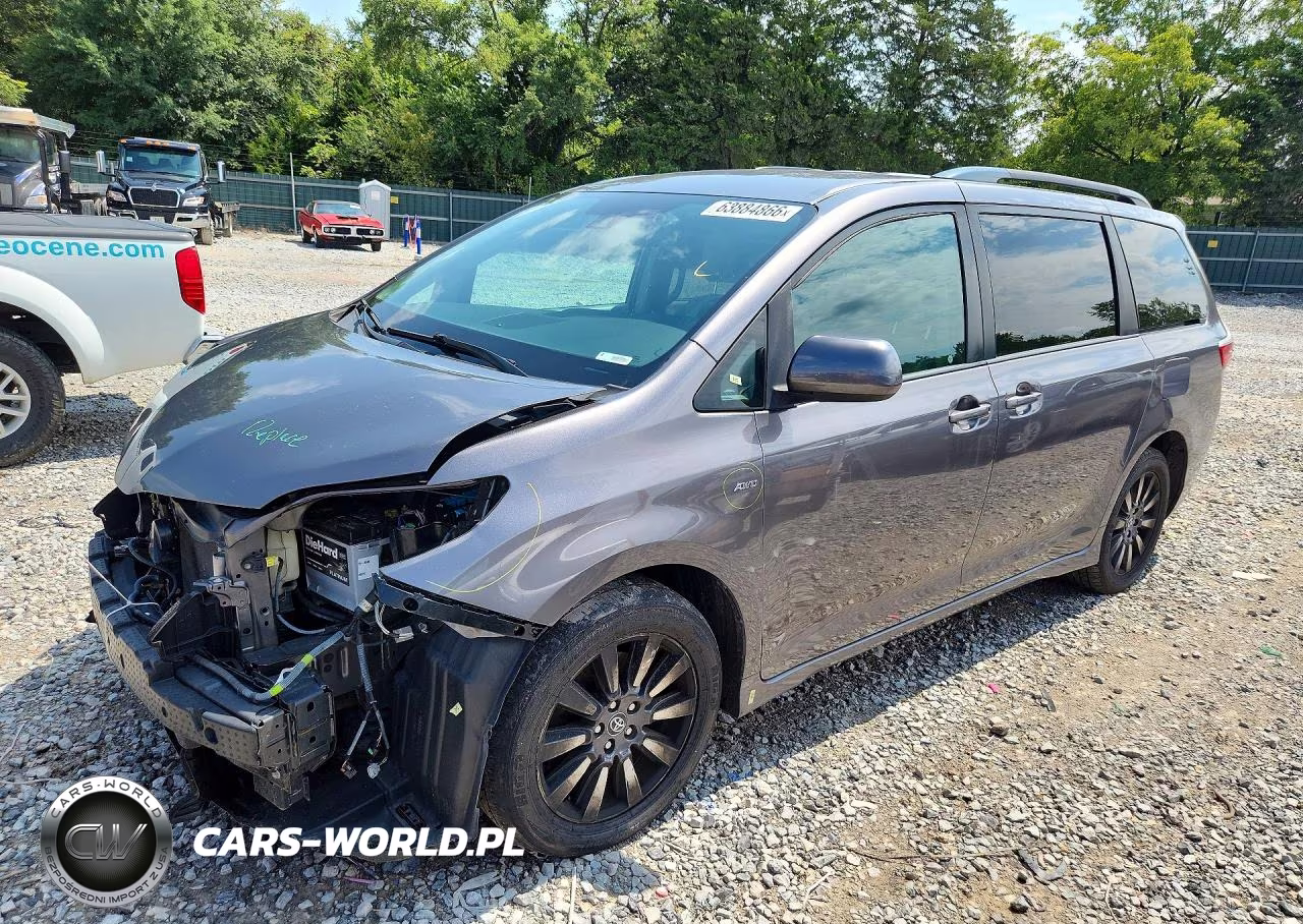 2020 Toyota Sienna Le – zdjęcie 1 z 14