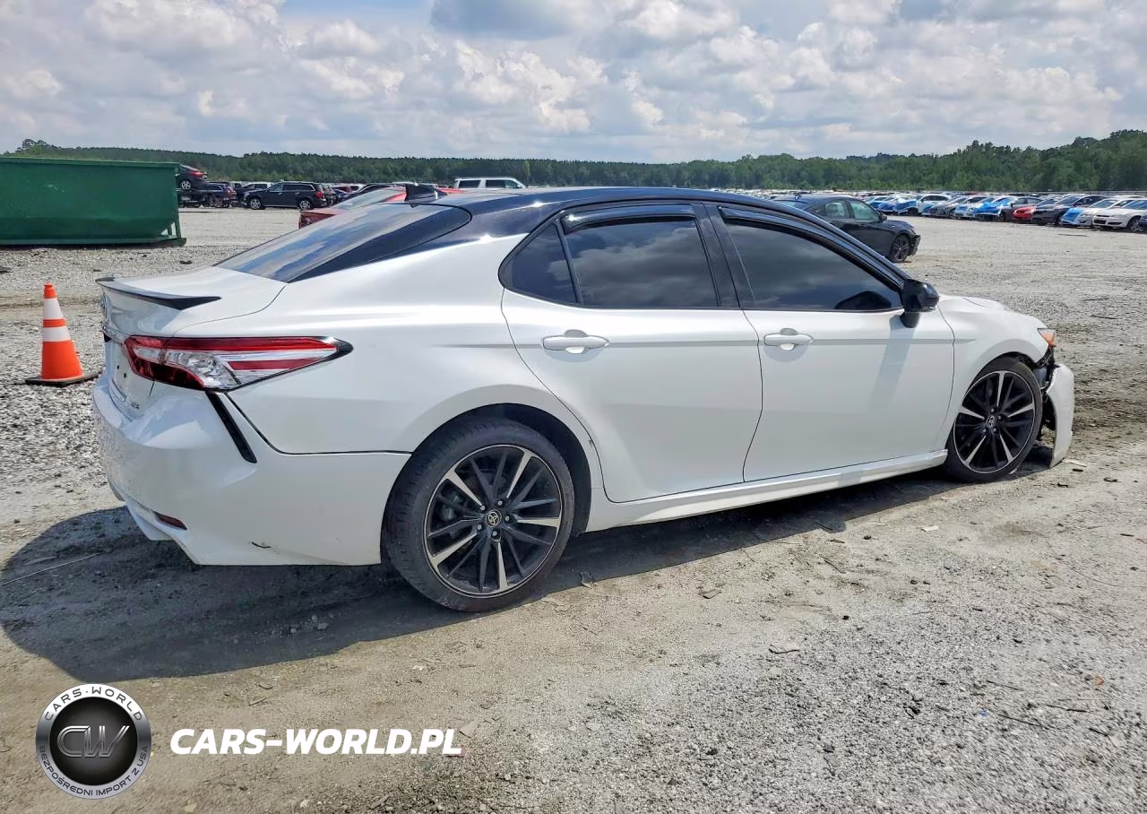 2020 Toyota Camry Xse VIN:4T1K61AK5LU388218 - 3