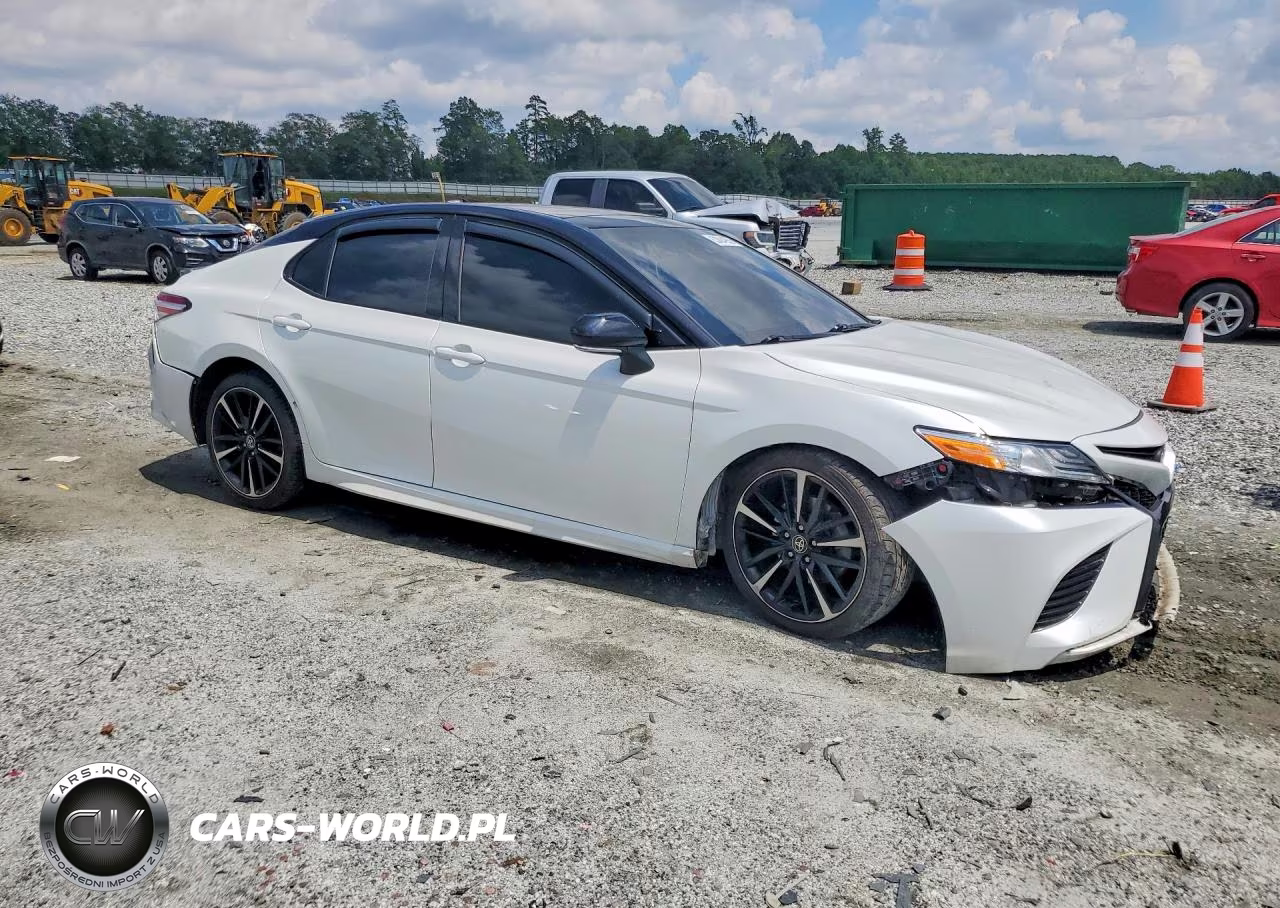 2020 Toyota Camry Xse VIN:4T1K61AK5LU388218 - 4