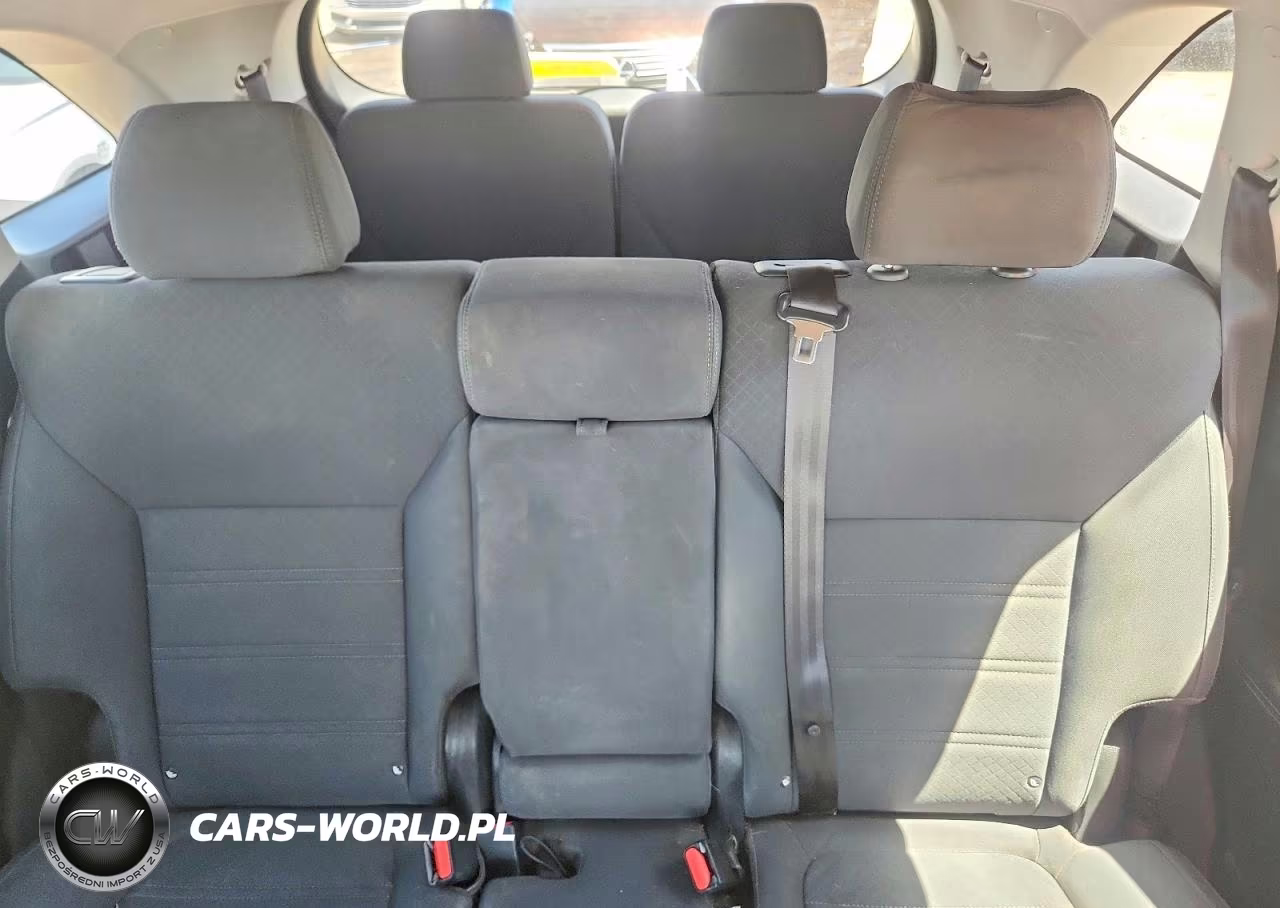 2016 Kia Sorento Lx VIN:5XYPG4A33GG075029 - 10