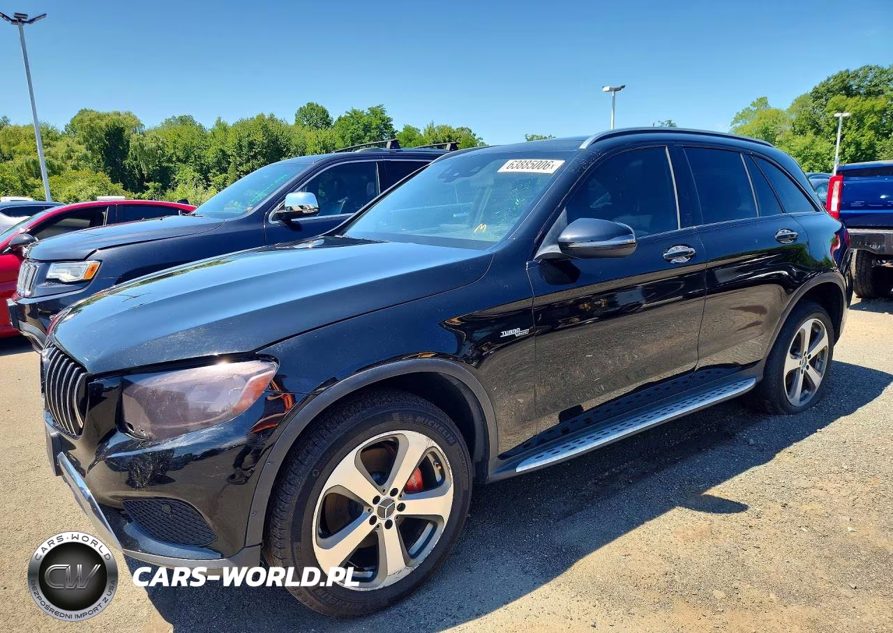 2016 Mercedes-Benz Glc 300 4Matic – zdjęcie 1 z 13