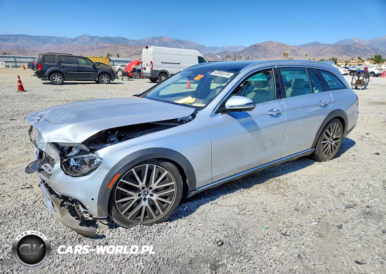 2021 Mercedes-Benz E 450 4M All Terrain – zdjęcie 1 z 12