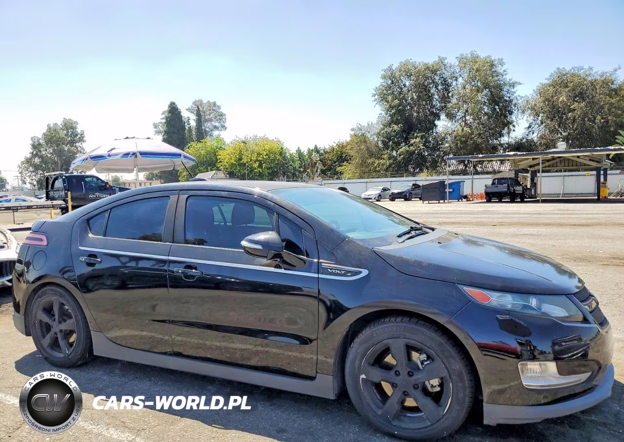 2015 Chevrolet Volt VIN:1G1RC6E42FU118526 - 4