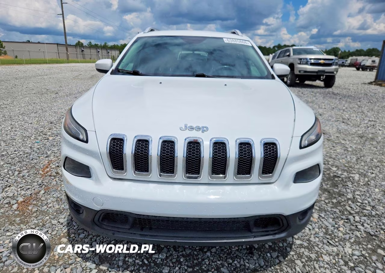 2014 Jeep Cherokee Latitude VIN:1C4PJLCB0EW158157 - 5