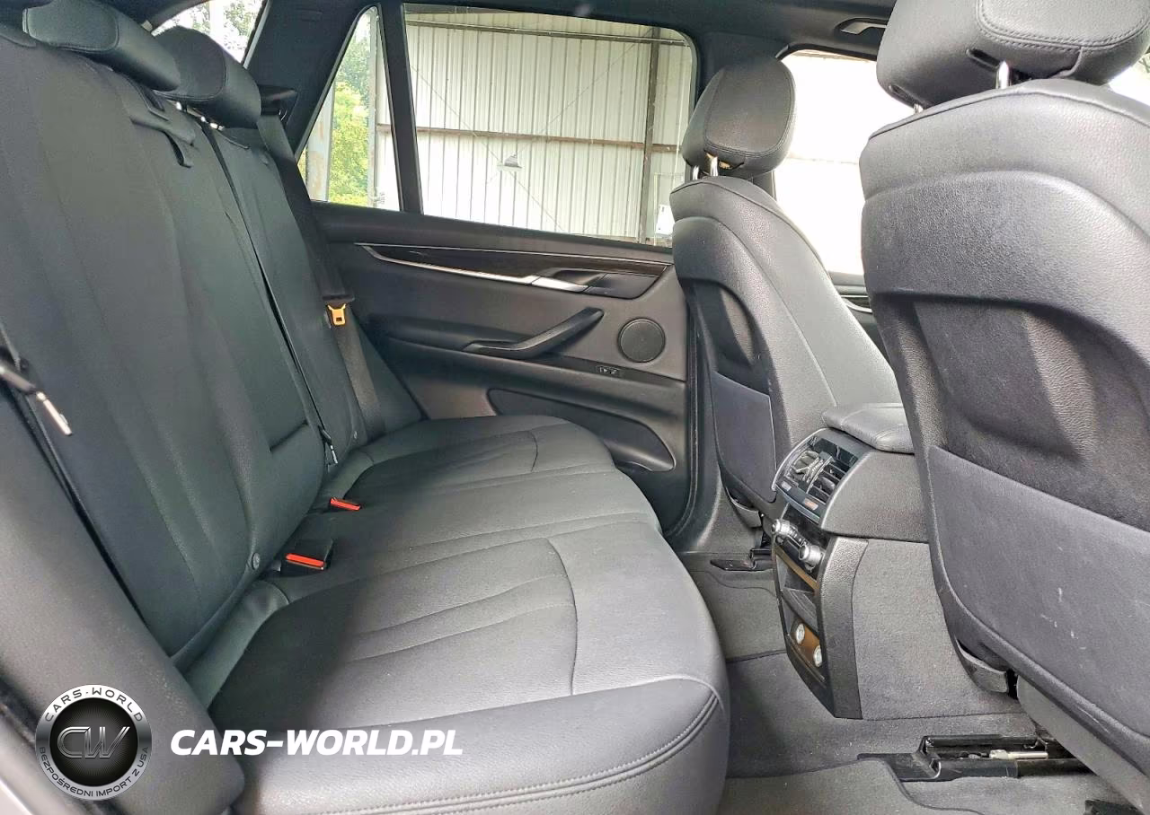 2018 BMW X5 Xdr40E VIN:5UXKT0C56J0W00755 - 10