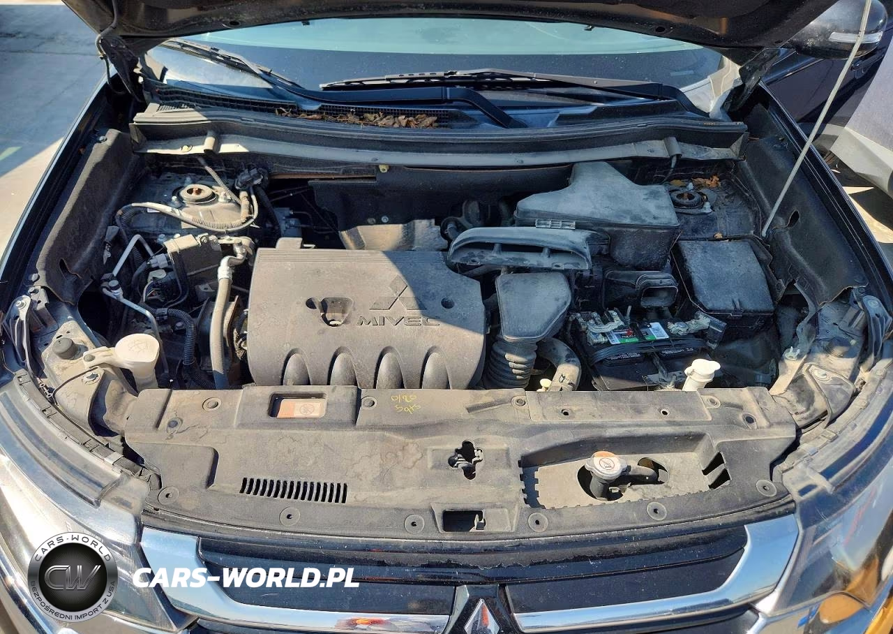 2018 Mitsubishi Outlander Se VIN:JA4AD3A32JZ021989 - 12