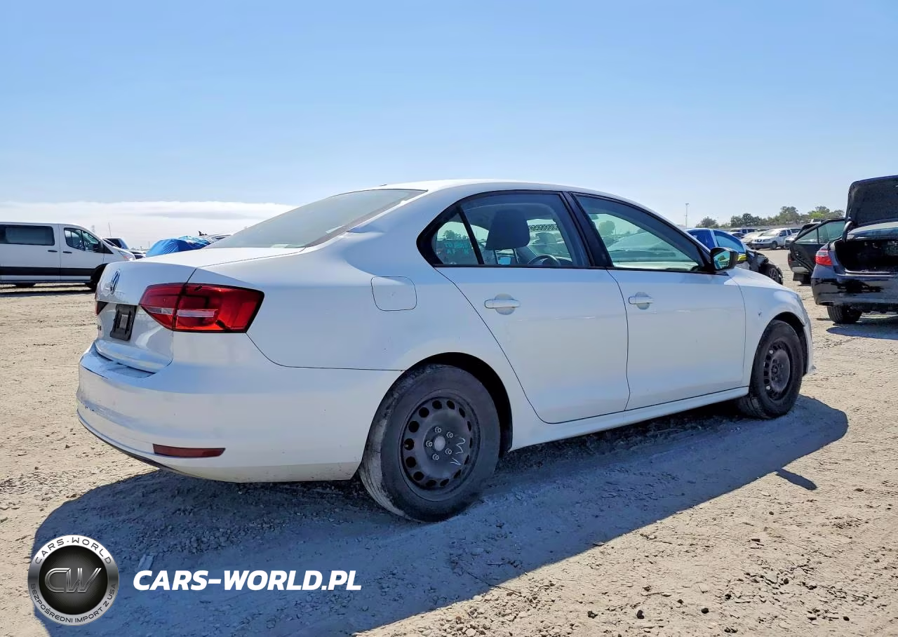 2015 Volkswagen Jetta Base VIN:3VW2K7AJ5FM330867 - 3