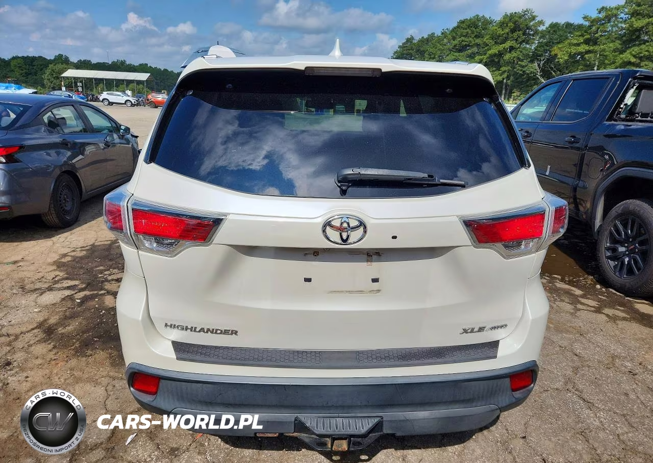 2015 Toyota Highlander Xle V6 VIN:5TDJKRFH4FS181870 - 6