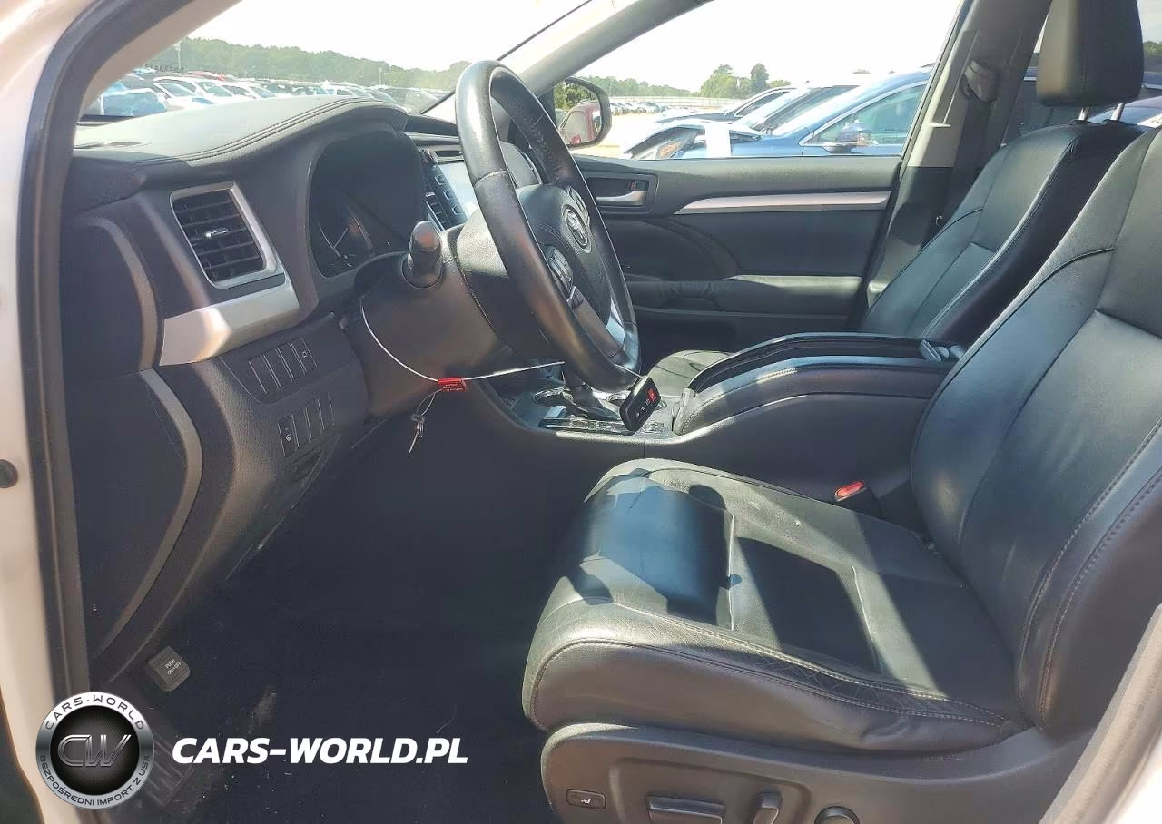 2015 Toyota Highlander Xle V6 VIN:5TDJKRFH4FS181870 - 7