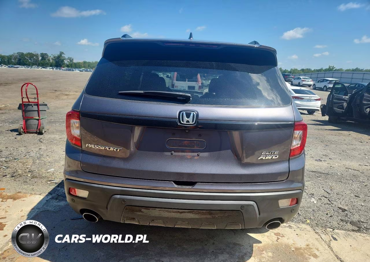 2019 Honda Passport Elite VIN:5FNYF8H06KB004627 - 6