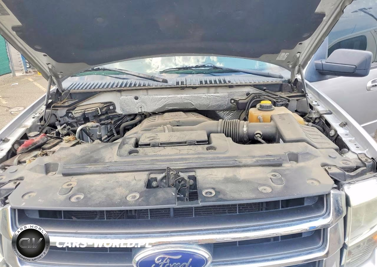 2017 Ford Expedition Xlt VIN:1FMJU1JT9HEA28929 - 12