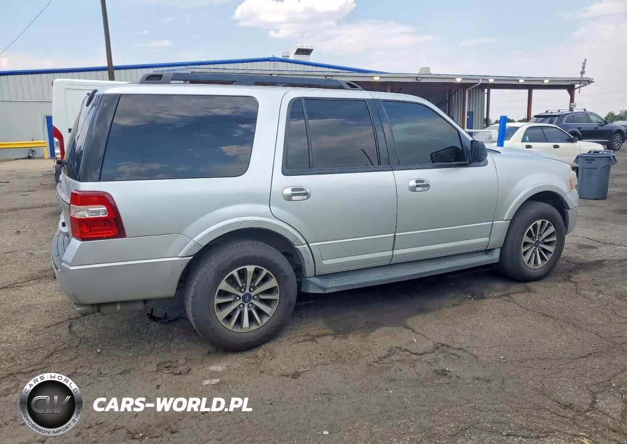 2017 Ford Expedition Xlt VIN:1FMJU1JT9HEA28929 - 3