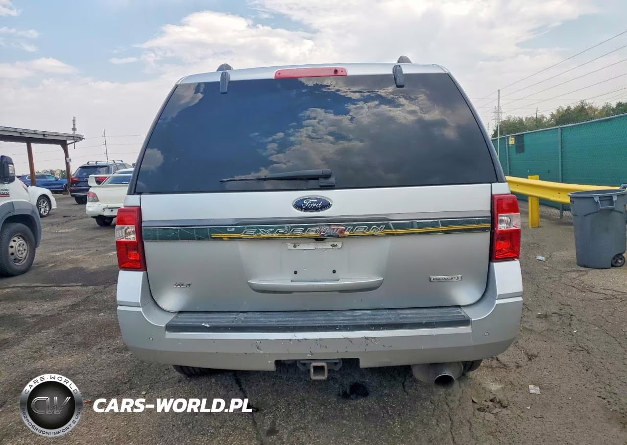 2017 Ford Expedition Xlt VIN:1FMJU1JT9HEA28929 - 6