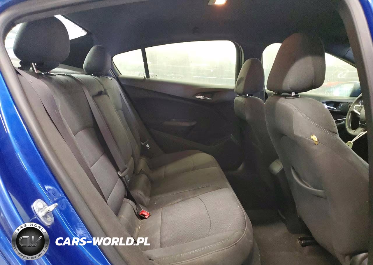 2017 Chevrolet Cruze Lt VIN:3G1BE5SM6HS559654 - 10