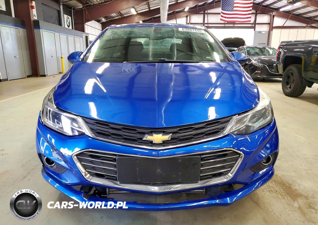 2017 Chevrolet Cruze Lt VIN:3G1BE5SM6HS559654 - 5