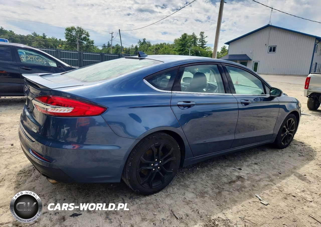 2019 Ford Fusion Se VIN:3FA6P0HD8KR228656 - 3