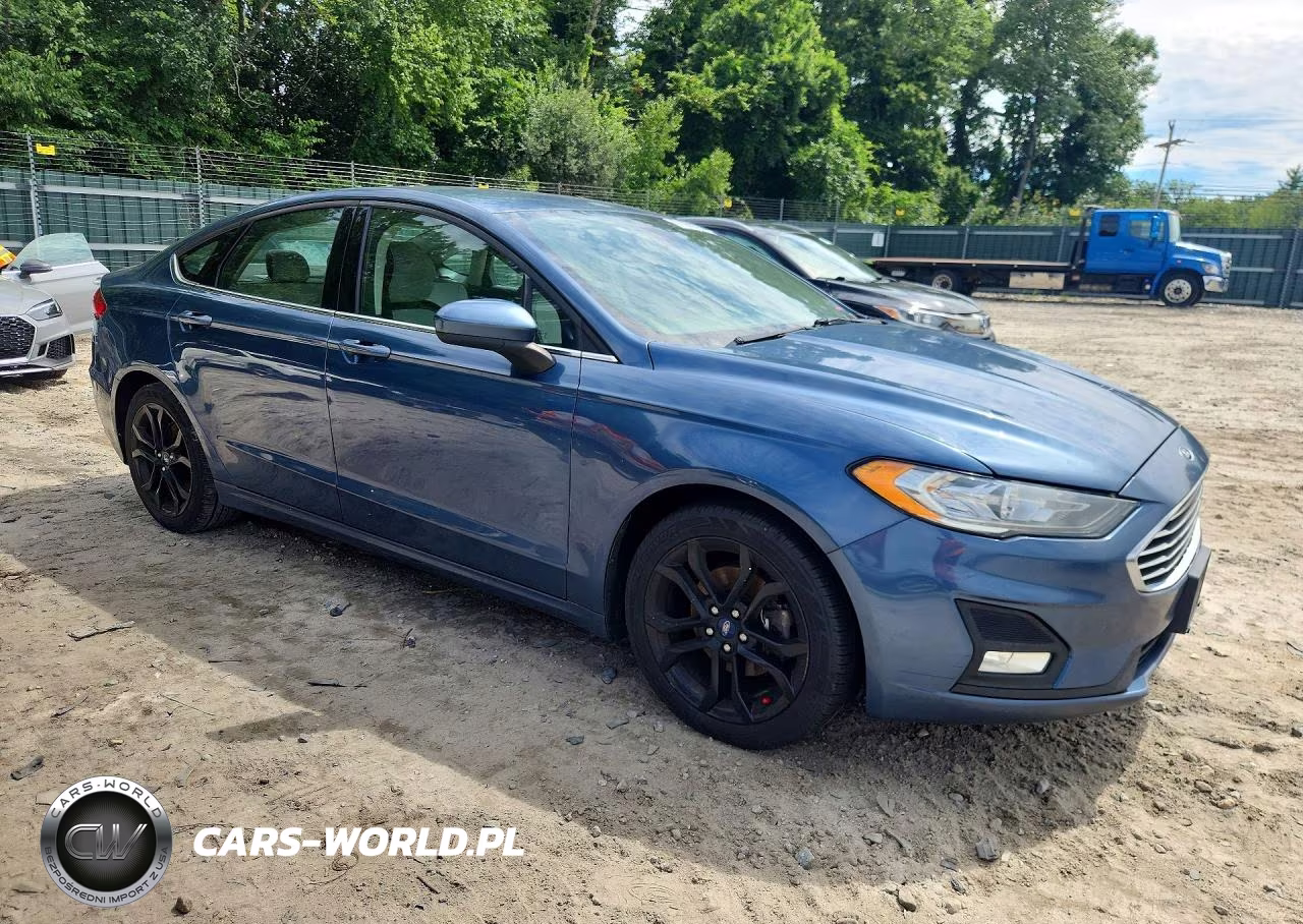 2019 Ford Fusion Se VIN:3FA6P0HD8KR228656 - 4