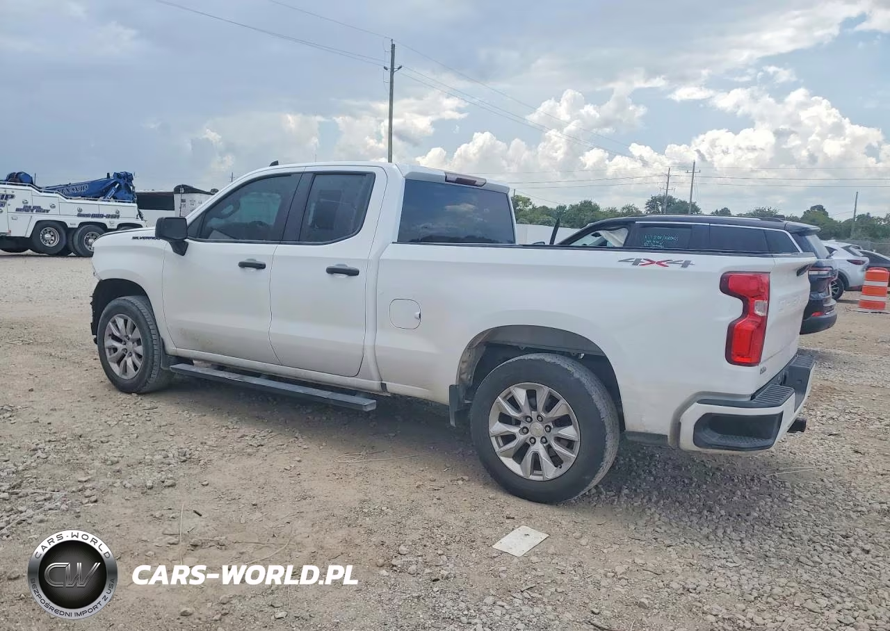2021 Chevrolet Silverado K1500 Custom VIN:1GCRYBEK3MZ372567 - 2