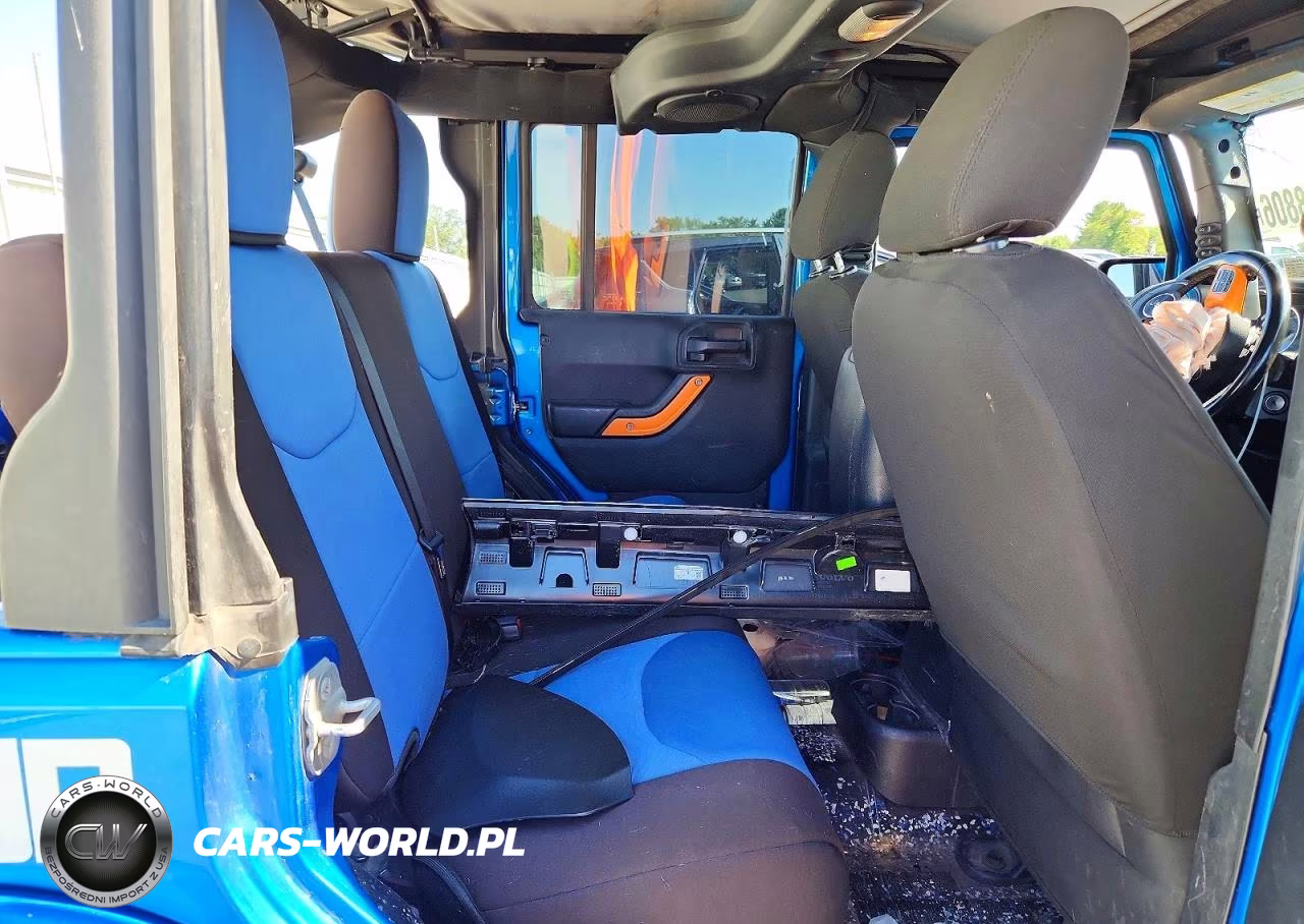 2014 Jeep Wrangler Unlimited Sport VIN:1C4BJWDG9EL165440 - 10