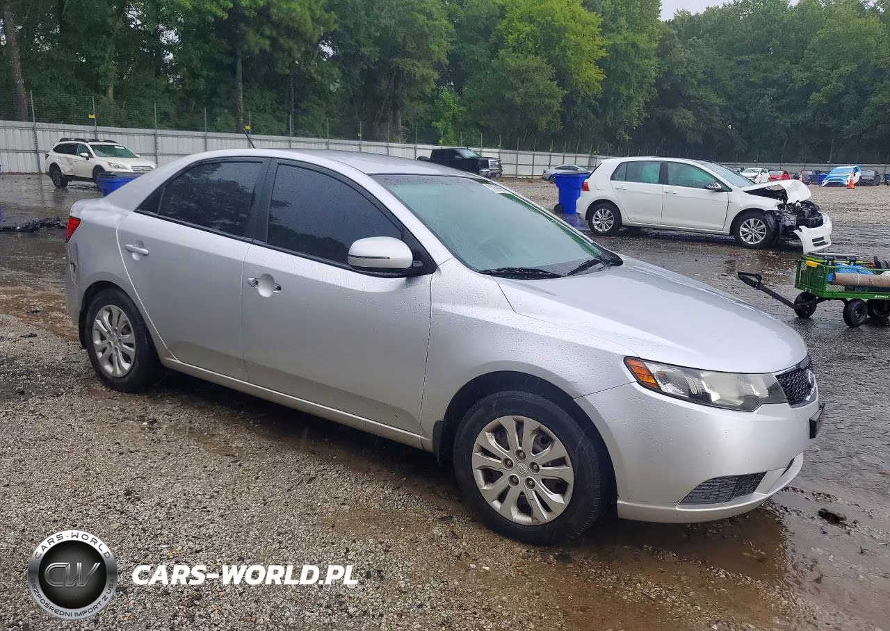 2013 Kia Forte Ex VIN:KNAFU4A22D5696582 - 4