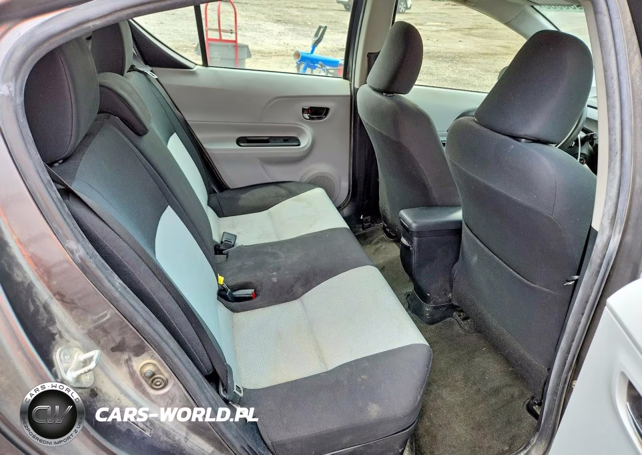 2012 Toyota Prius C Two VIN:JTDKDTB32C1012767 - 10