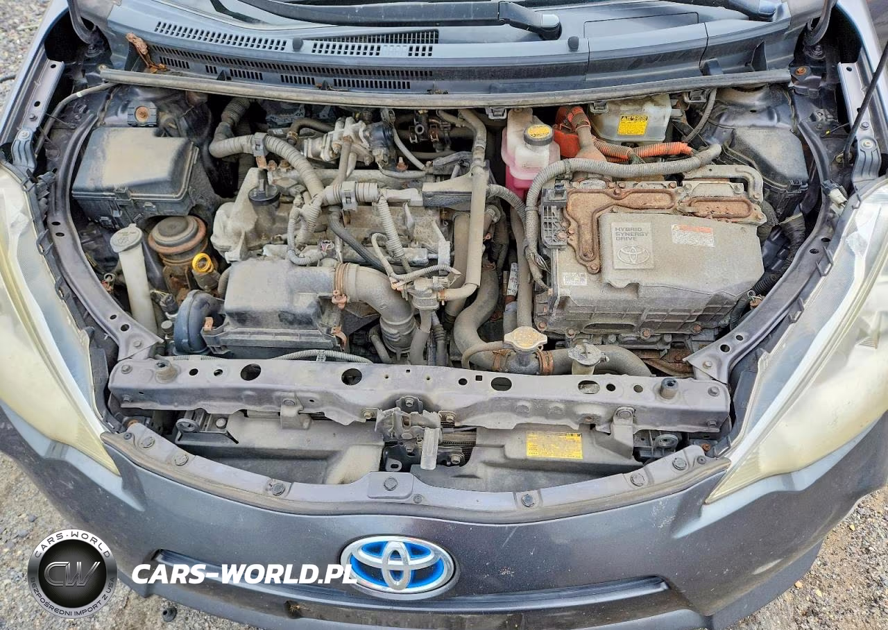 2012 Toyota Prius C Two VIN:JTDKDTB32C1012767 - 11