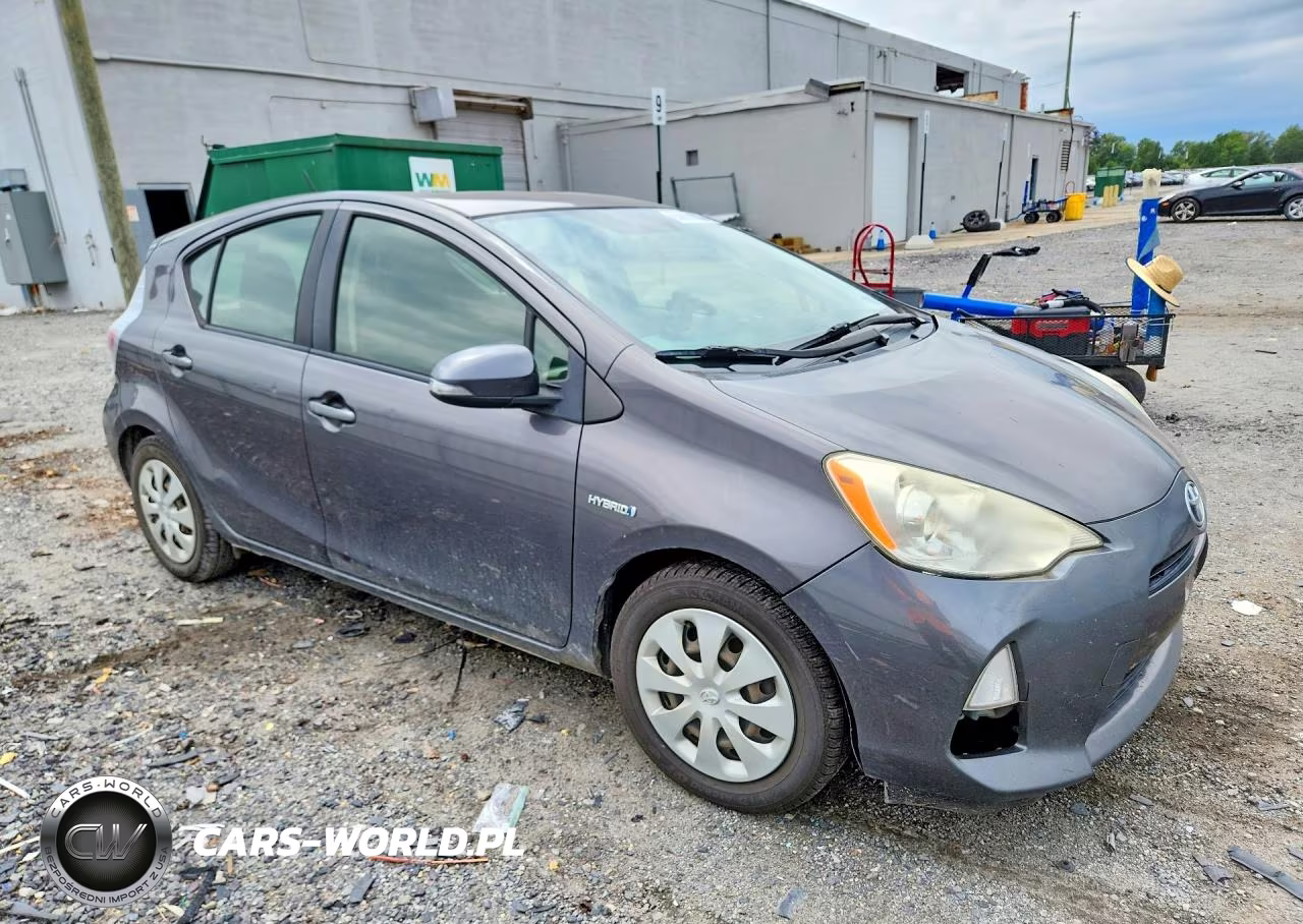2012 Toyota Prius C Two VIN:JTDKDTB32C1012767 - 4
