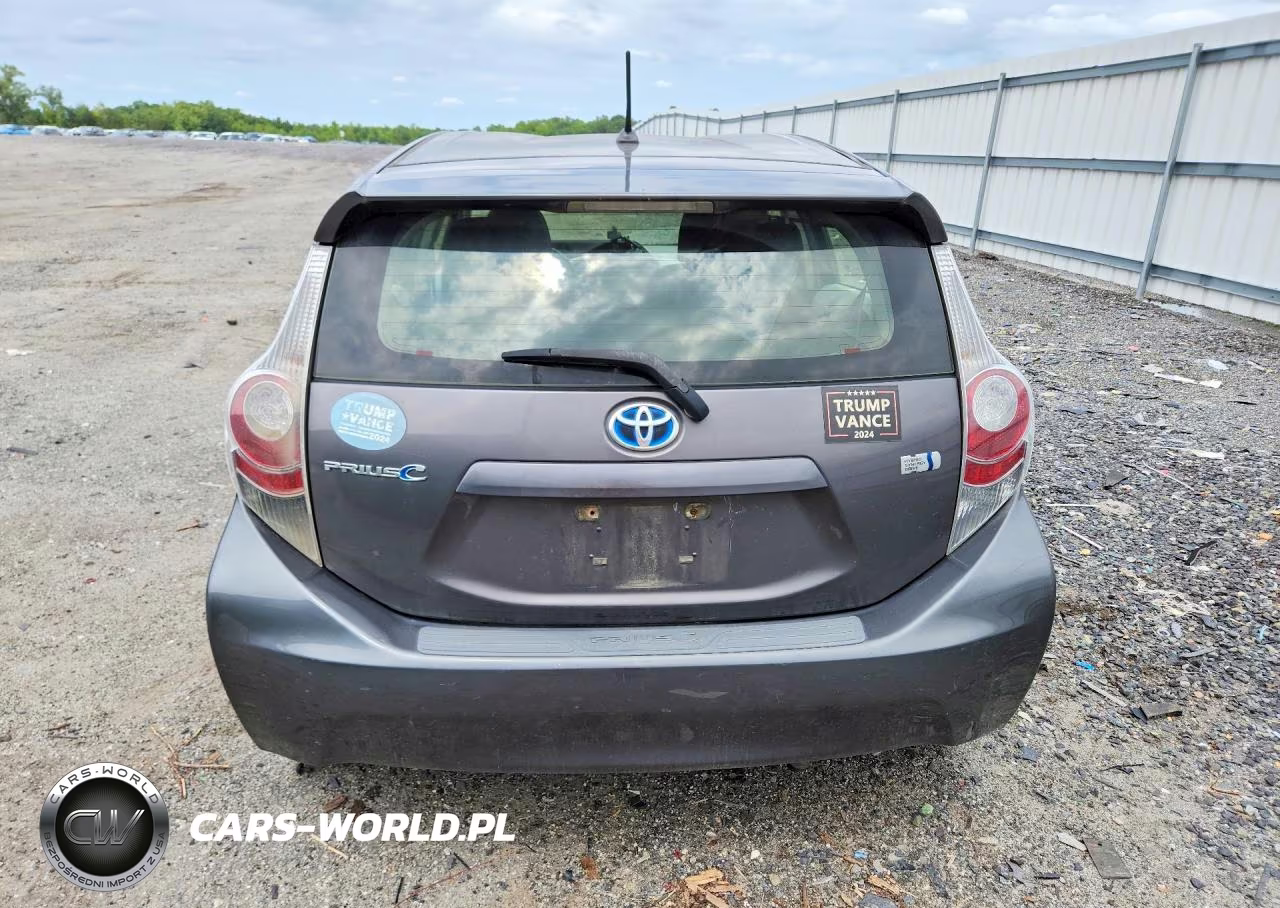 2012 Toyota Prius C Two VIN:JTDKDTB32C1012767 - 6
