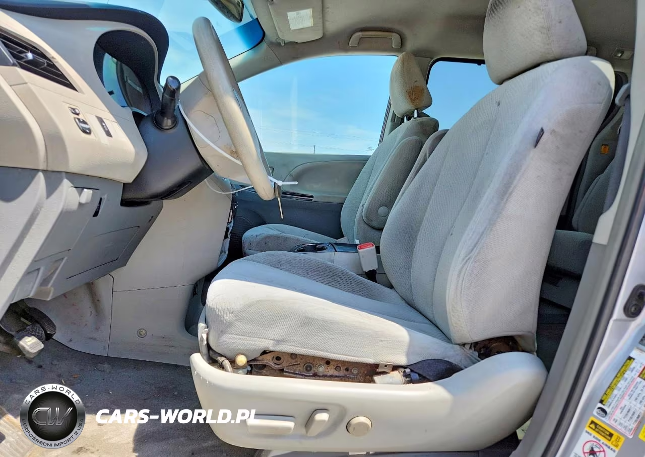 2011 Toyota Sienna Le VIN:5TDKK3DC8BS165805 - 7