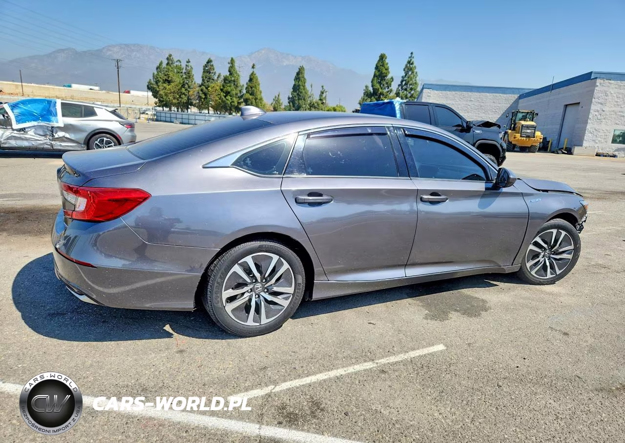 2021 Honda Accord Hybrid VIN:1HGCV3F11MA002969 - 3