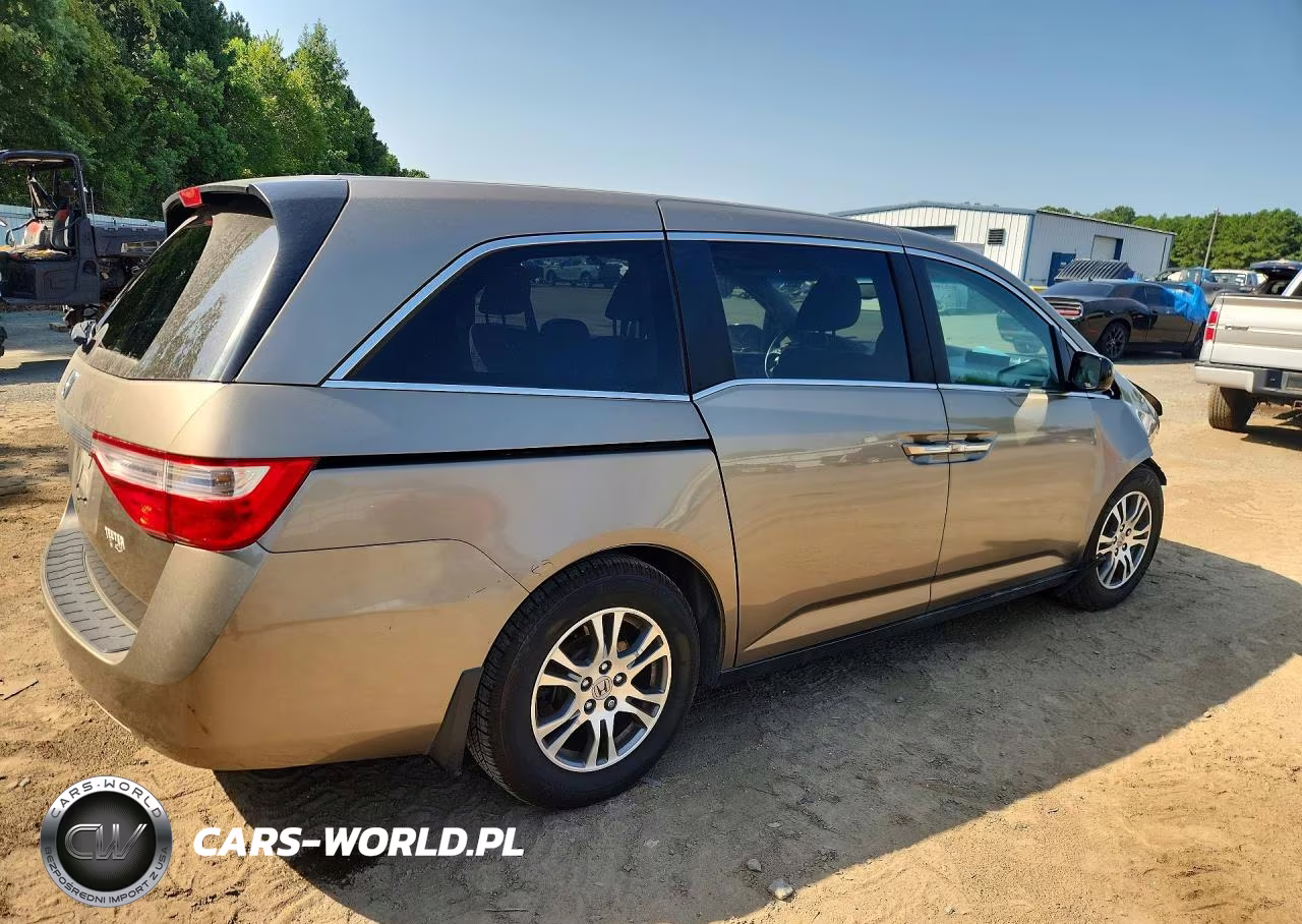 2012 Honda Odyssey Exl VIN:5FNRL5H63CB032970 - 3
