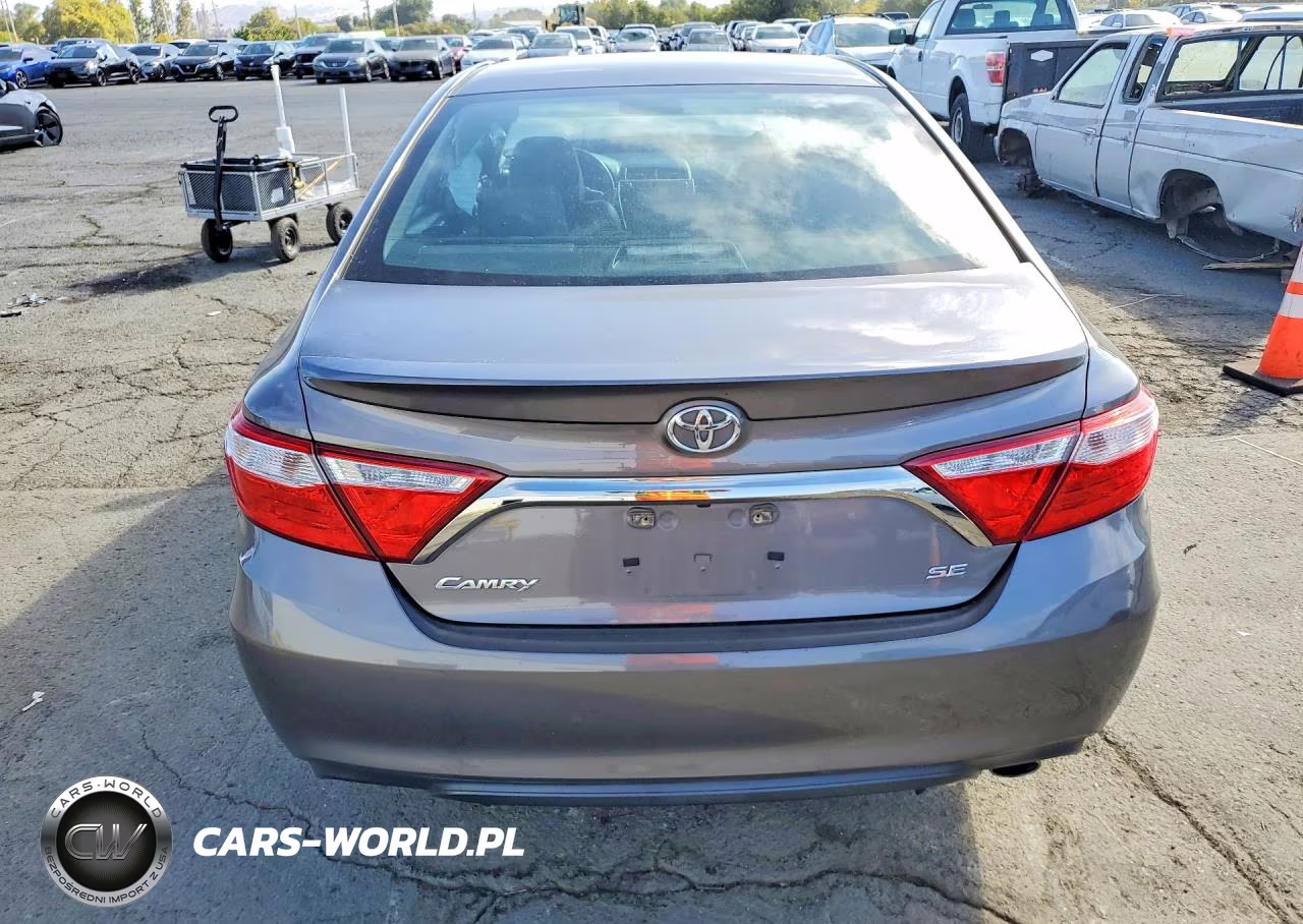 2017 Toyota Camry Se VIN:4T1BF1FK5HU305208 - 6