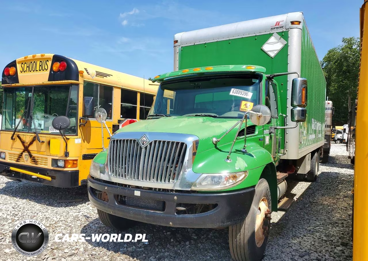 2010 International 4300 Box Truck