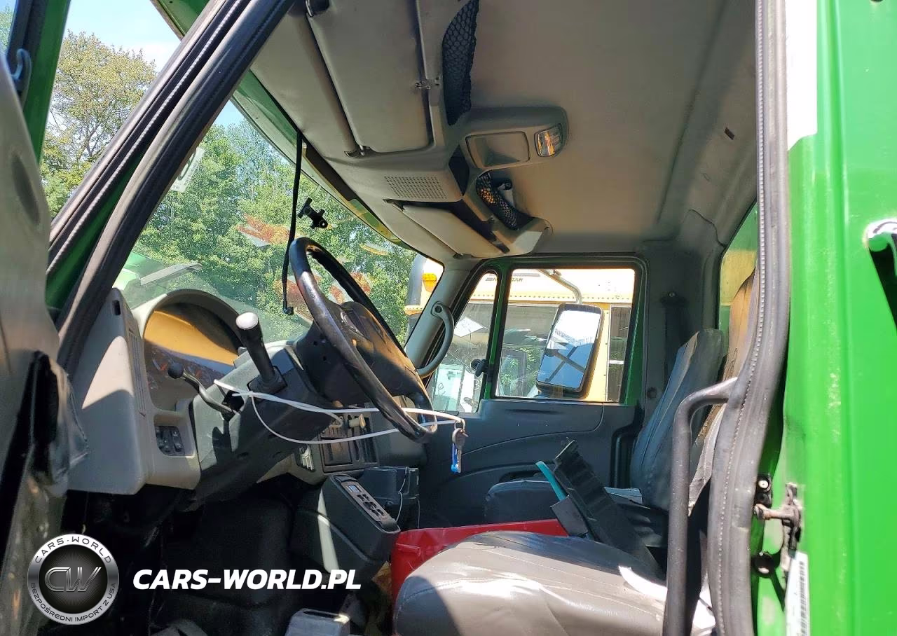 2010 International 4300 Box Truck VIN:1HTMMAANXAH266282 - 7