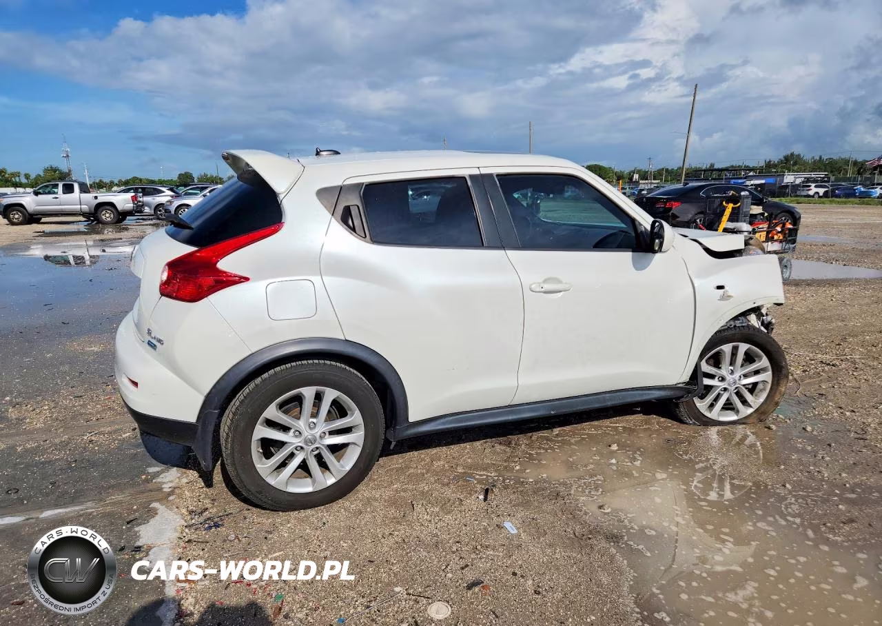 2014 Nissan Juke Sl VIN:JN8AF5MV1ET363584 - 3